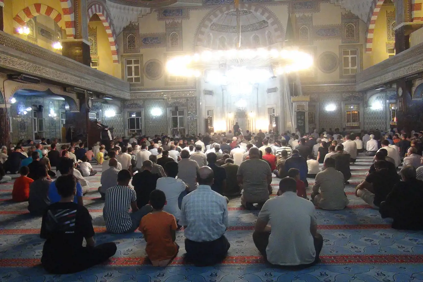 Elâzığ'da Mevlid Kandili idrak edildi Elâzığ'da Mevlid Kandili idrak edildi