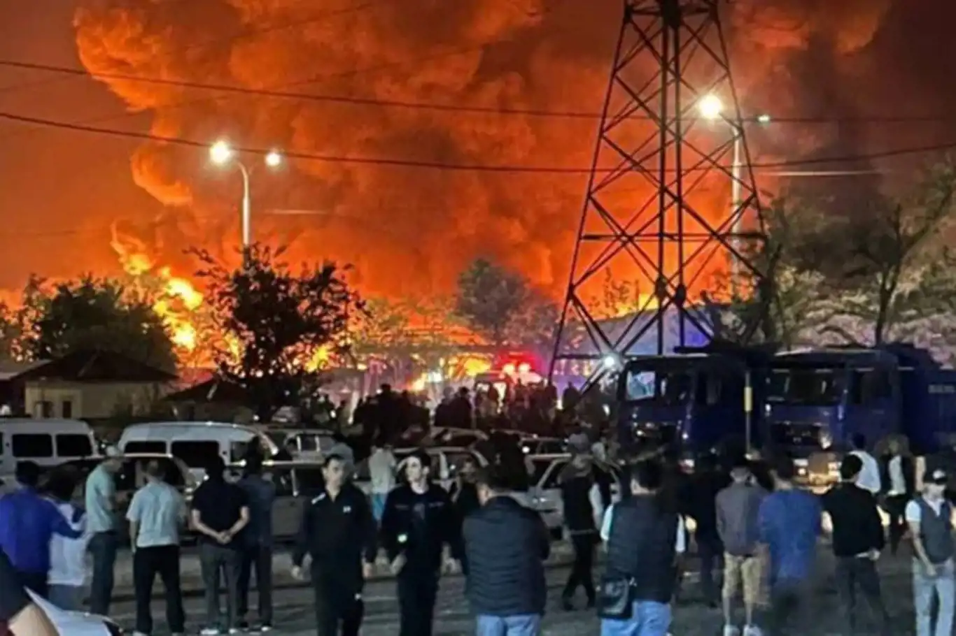 Özbekistan'ın başkenti Taşkent'te patlama Özbekistan'ın başkenti Taşkent'te patlama