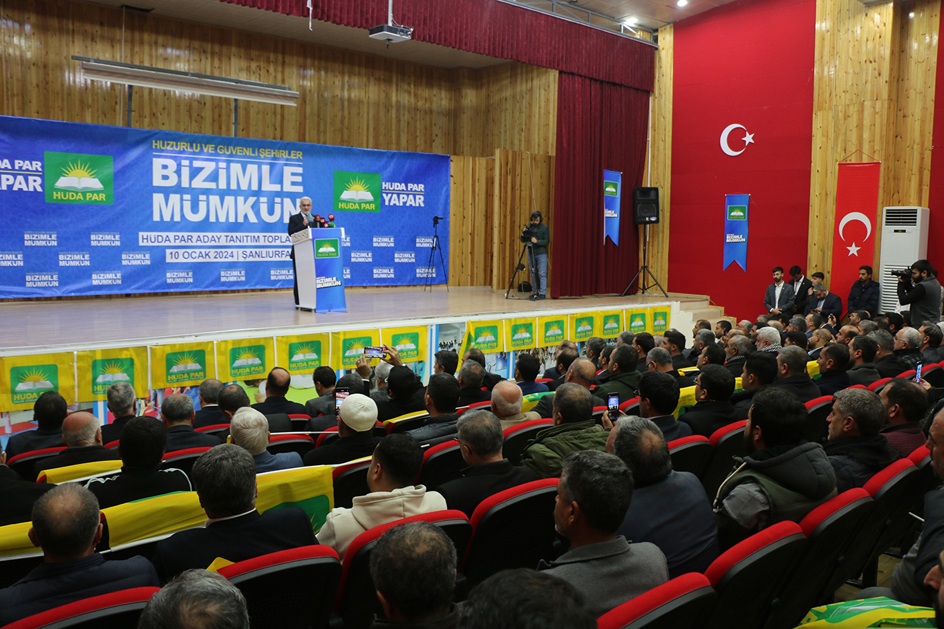 HÜDA PAR, 3 il ve 4 ilçenin belediye başkan adaylarını tanıttı