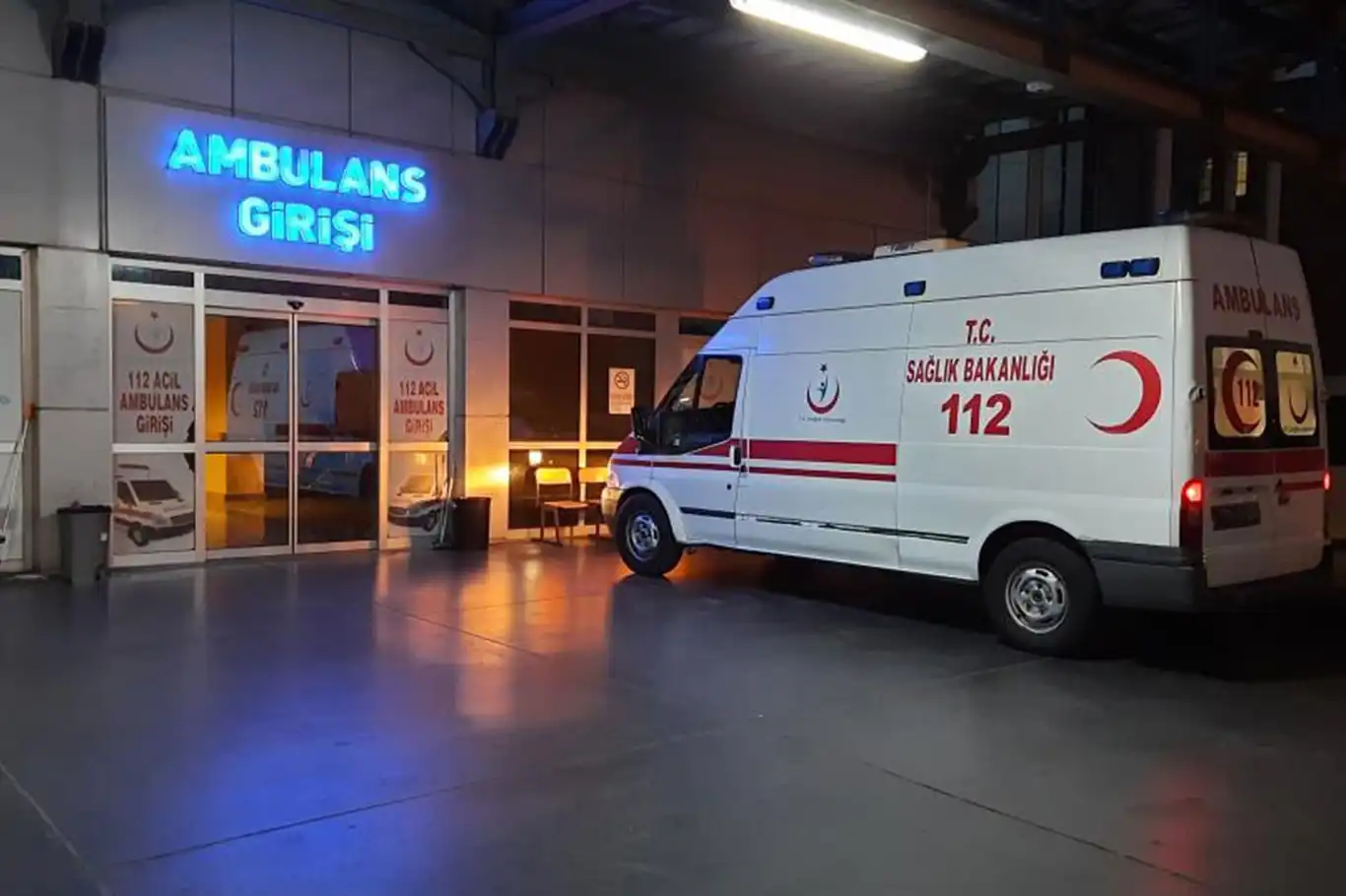 Kırklareli'de trafik kazası: 2 ölü, 1 yaralı Kırklareli'de trafik kazası: 2 ölü, 1 yaralı