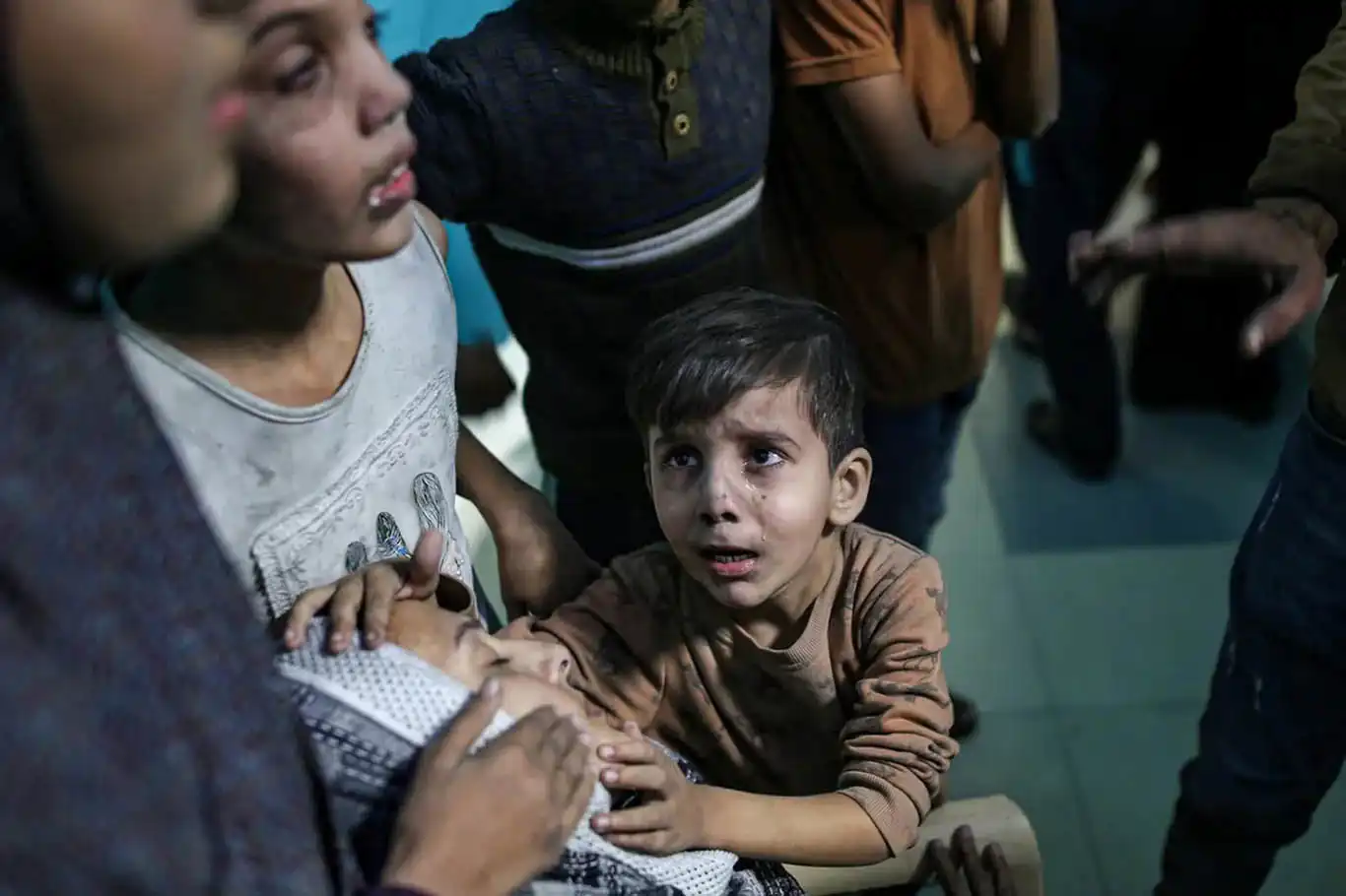 Gazze'de şehid sayısı 27 bine yaklaştı