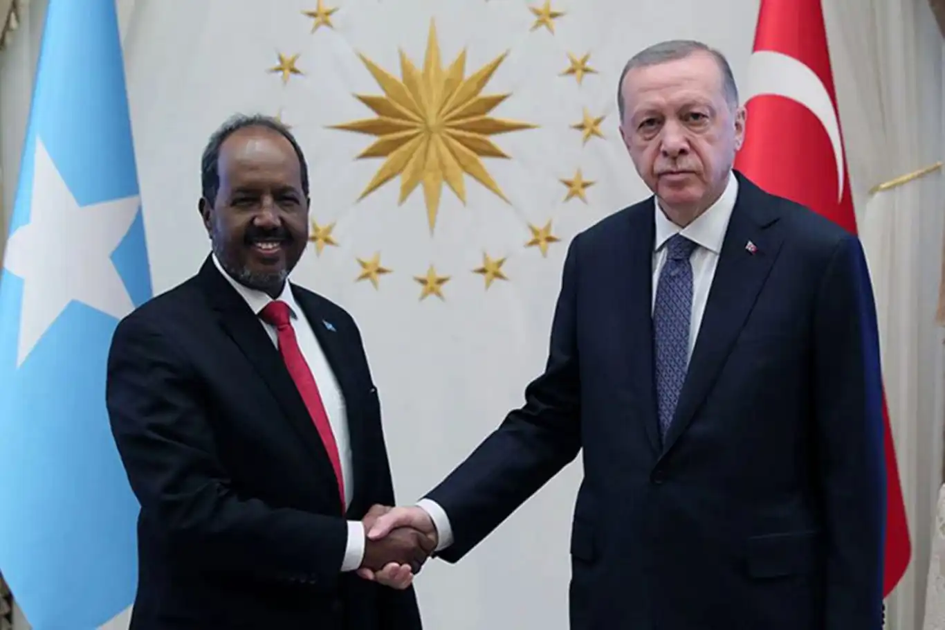Cumhurbaşkanı Erdoğan, Somali Cumhurbaşkanı Mahmud ile görüştü Cumhurbaşkanı Erdoğan, Somali Cumhurbaşkanı Mahmud ile görüştü