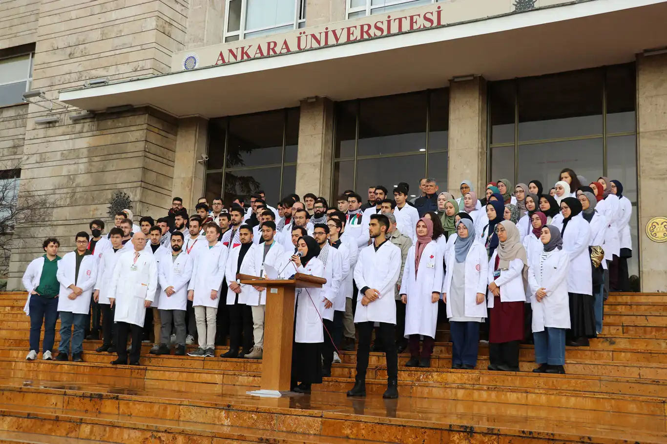 Tıp Fakültesi öğrencilerinden Filistin'e destek açıklaması