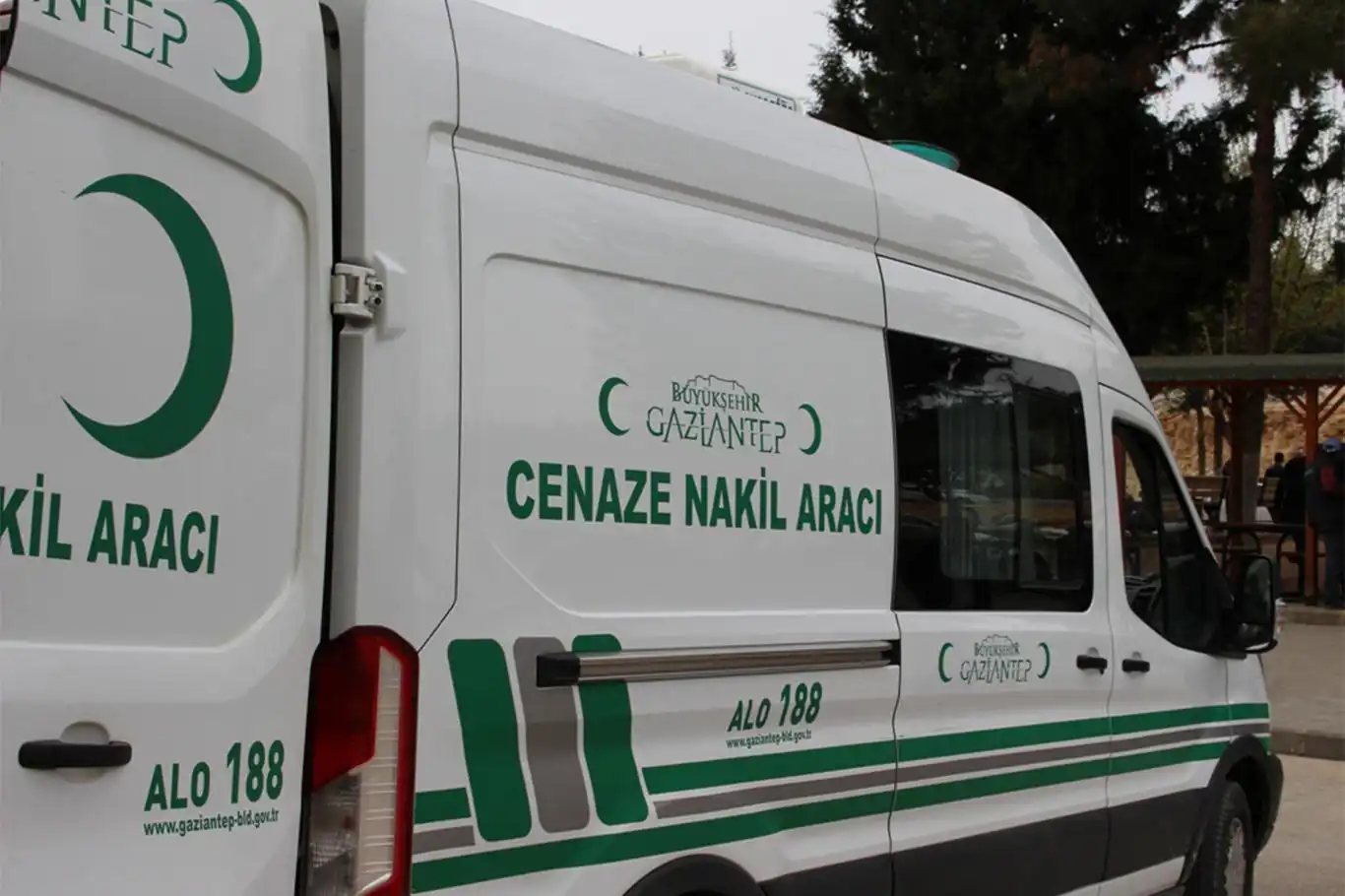 Gaziantep'te bir baba, eşi ve 4 çocuğunu öldürdükten sonra intihar etti Gaziantep'te bir baba, eşi ve 4 çocuğunu öldürdükten sonra intihar etti
