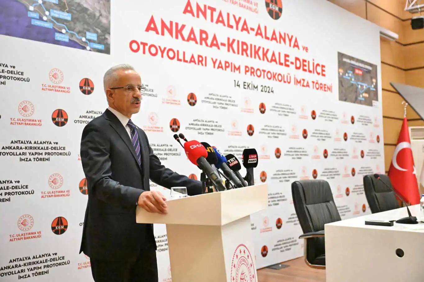 Otoyol projeleri ile 6,6 milyar lira tasarruf sağlanacak Otoyol projeleri ile 6,6 milyar lira tasarruf sağlanacak