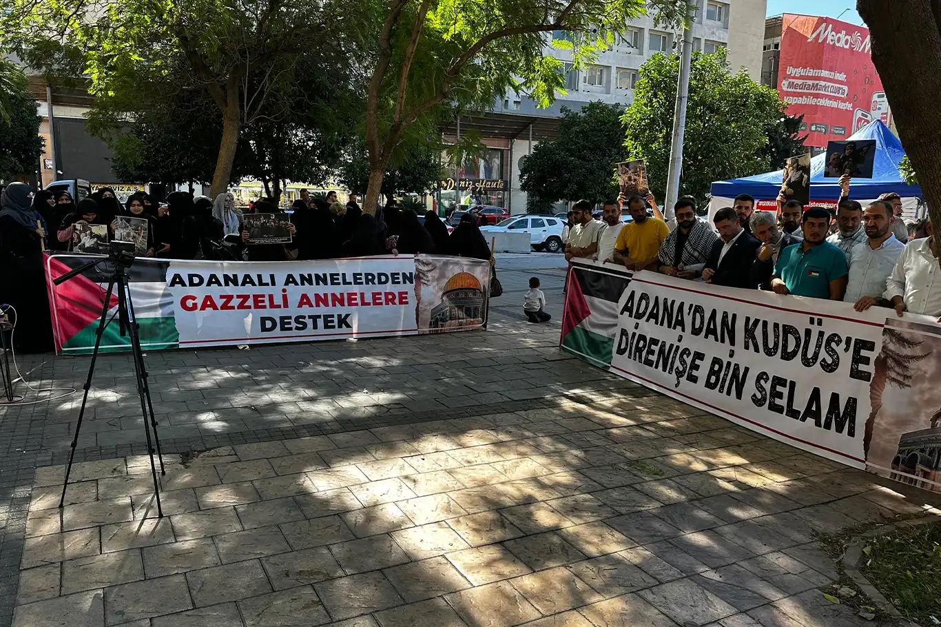 "Uluslararası sistem ahlaken, fikren, fiilen çöktü" "Uluslararası sistem ahlaken, fikren, fiilen çöktü"