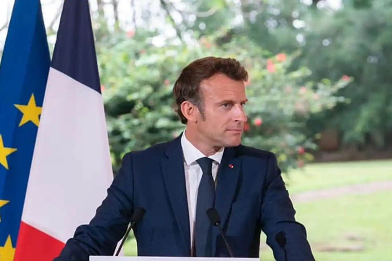 Macron, işgal rejimini Lübnan'daki saldırılarına son vermeye çağırdı  