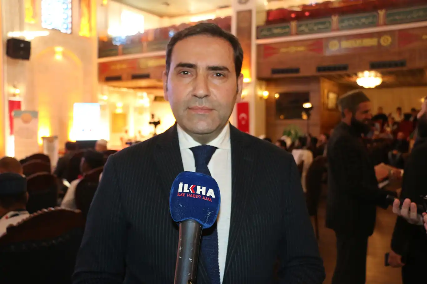 Dr. Okumuş: İnsanlar mana aleminden nasiplenmemişse gelecek nesillere bakış açıları sıkıntılı olur Dr. Okumuş: İnsanlar mana aleminden nasiplenmemişse gelecek nesillere bakış açıları sıkıntılı olur