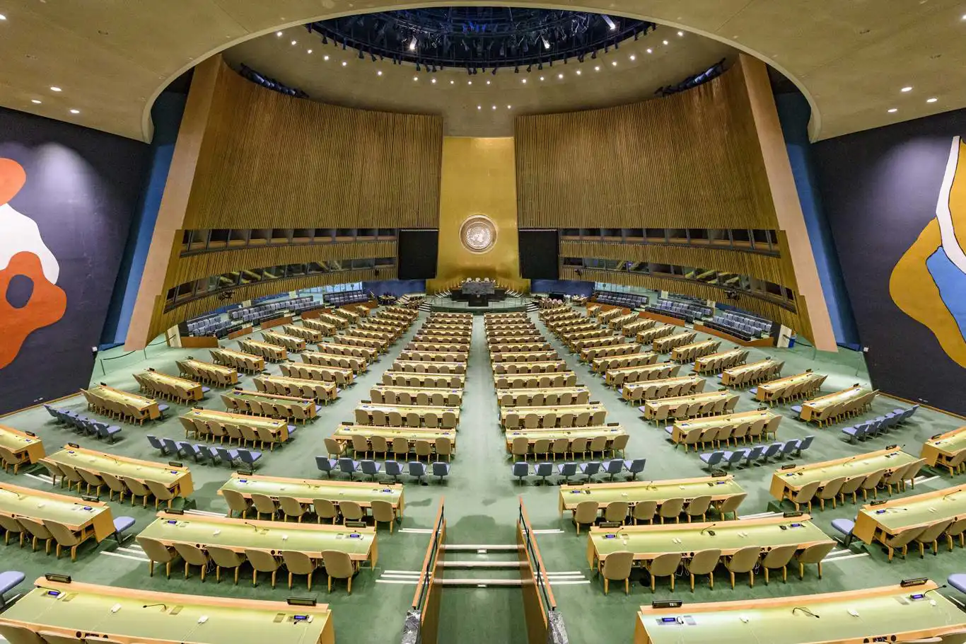 UN General Assembly calls for an end to US embargo on Cuba with overwhelming support