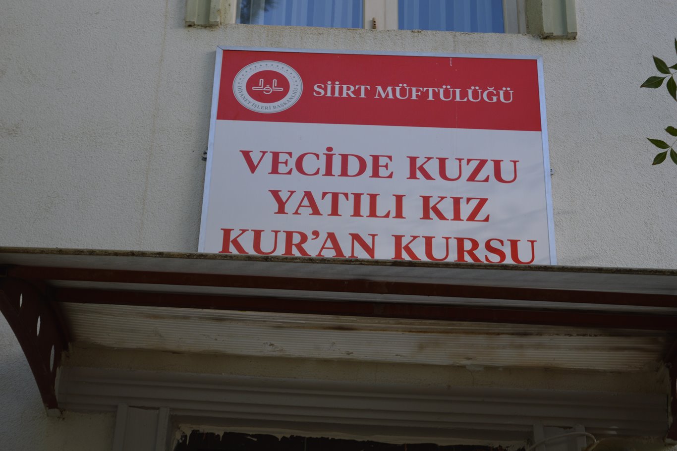Üç buçuk ayda hafız olan Elif'in azim ve başarı hikayesi