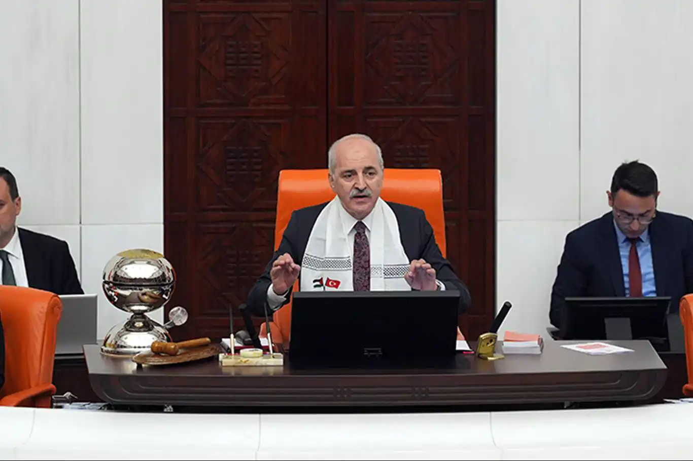 TBMM'de "israil tehdidi" oturumu: "israilin yayılması milli güvenlik sorunudur" TBMM'de "israil tehdidi" oturumu: "israilin yayılması milli güvenlik sorunudur"