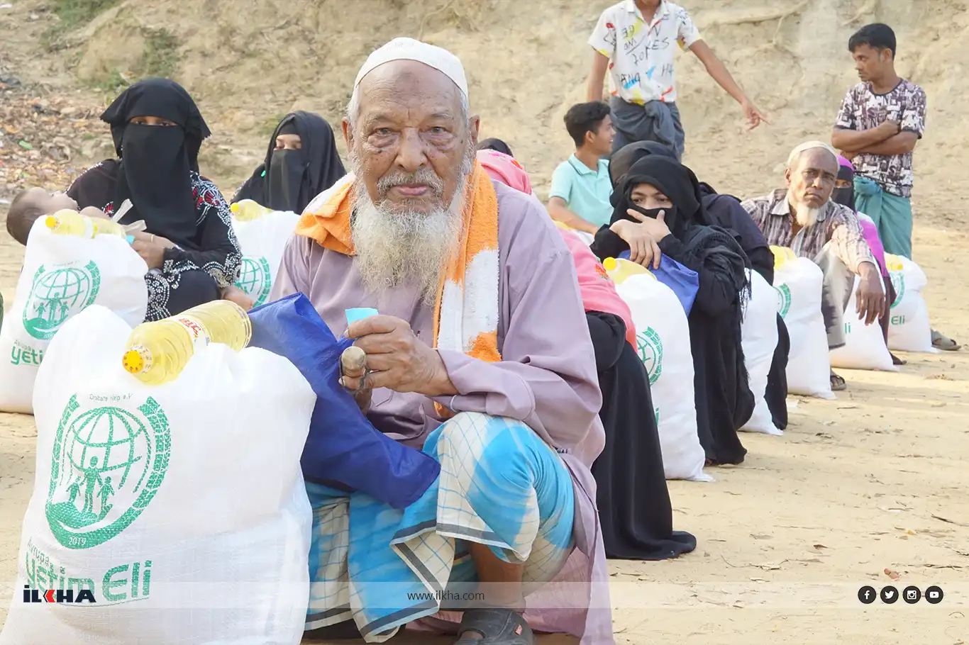 European Orphan Hand delivers aid to Arakanese families in Bangladesh