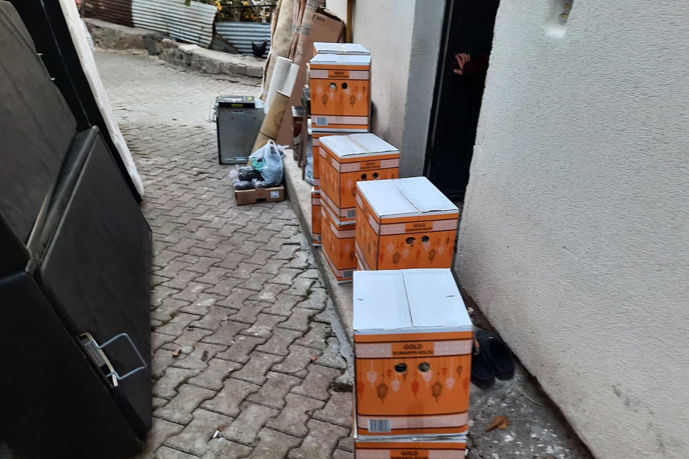 Bingöl Umut Kervanı yüzlerce aileye yardım ulaştırdı
