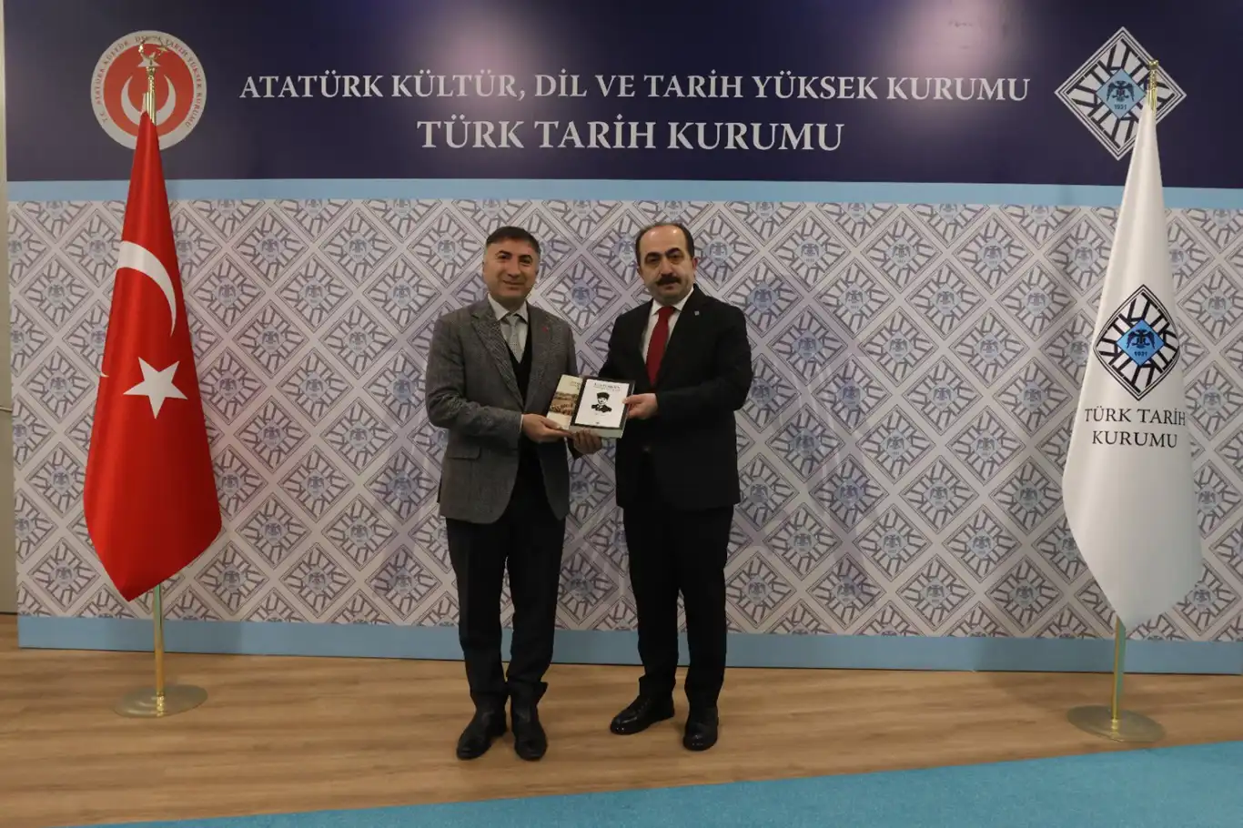 BÜ Rektörü Demir’den Türk Tarih Kurumu Başkanı Özgen’e ziyaret