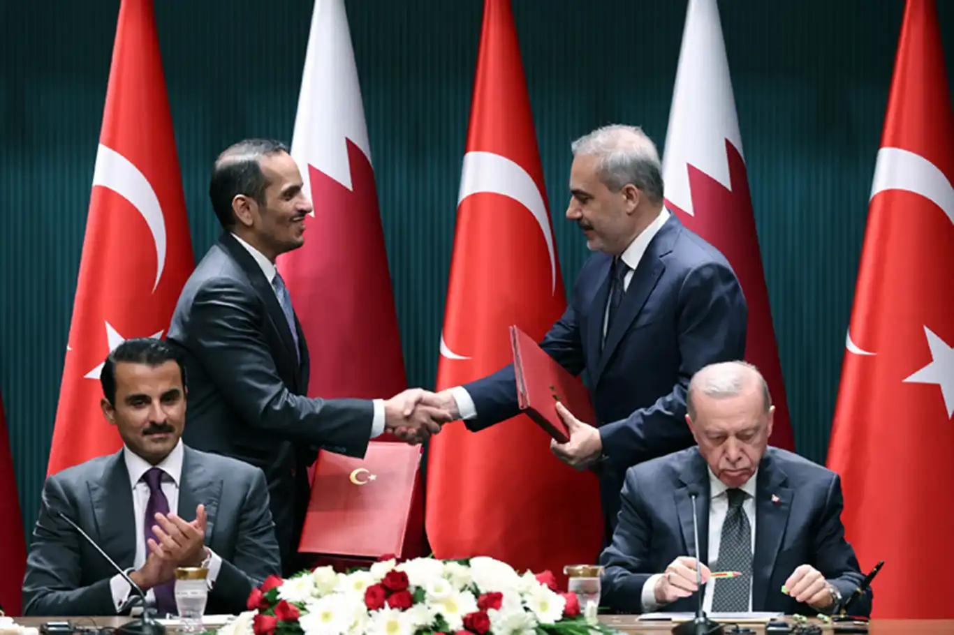 Türkiye and Qatar sign eight new agreements to strengthen strategic partnership