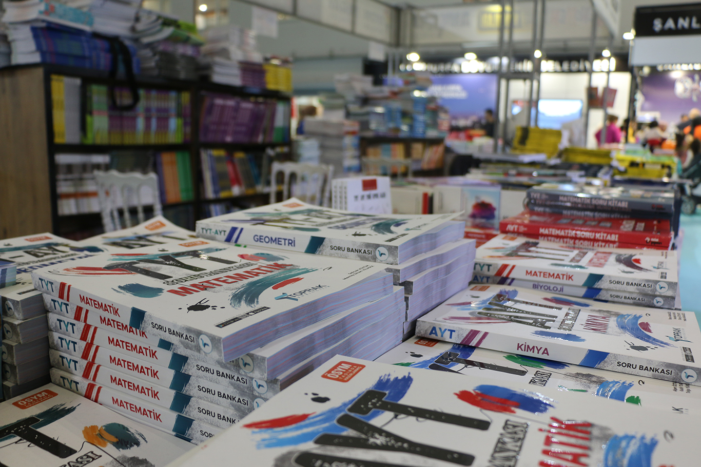 Fuara katılan öğrenciler: Kitap fiyatları ne düşük ne de yüksekti