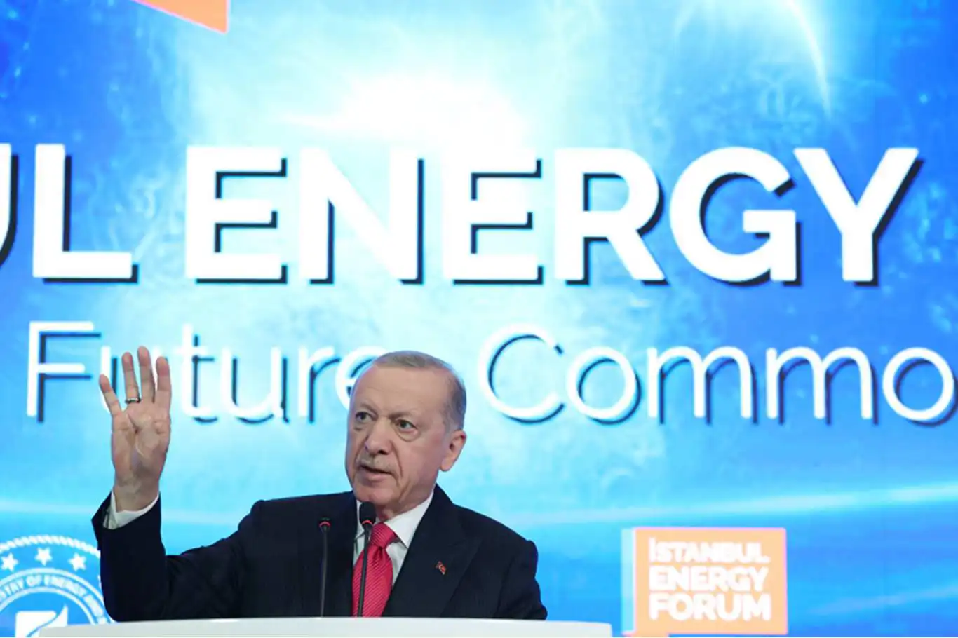 Erdoğan highlights energy as key to development at Istanbul Energy Forum