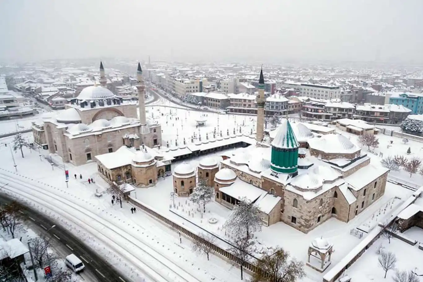 Konya beyaza büründü