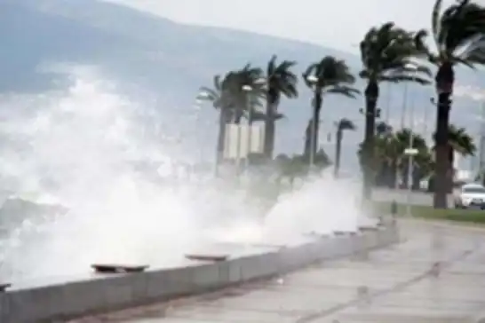 Meteoroloji'den Doğu Karadeniz için fırtına uyarısı