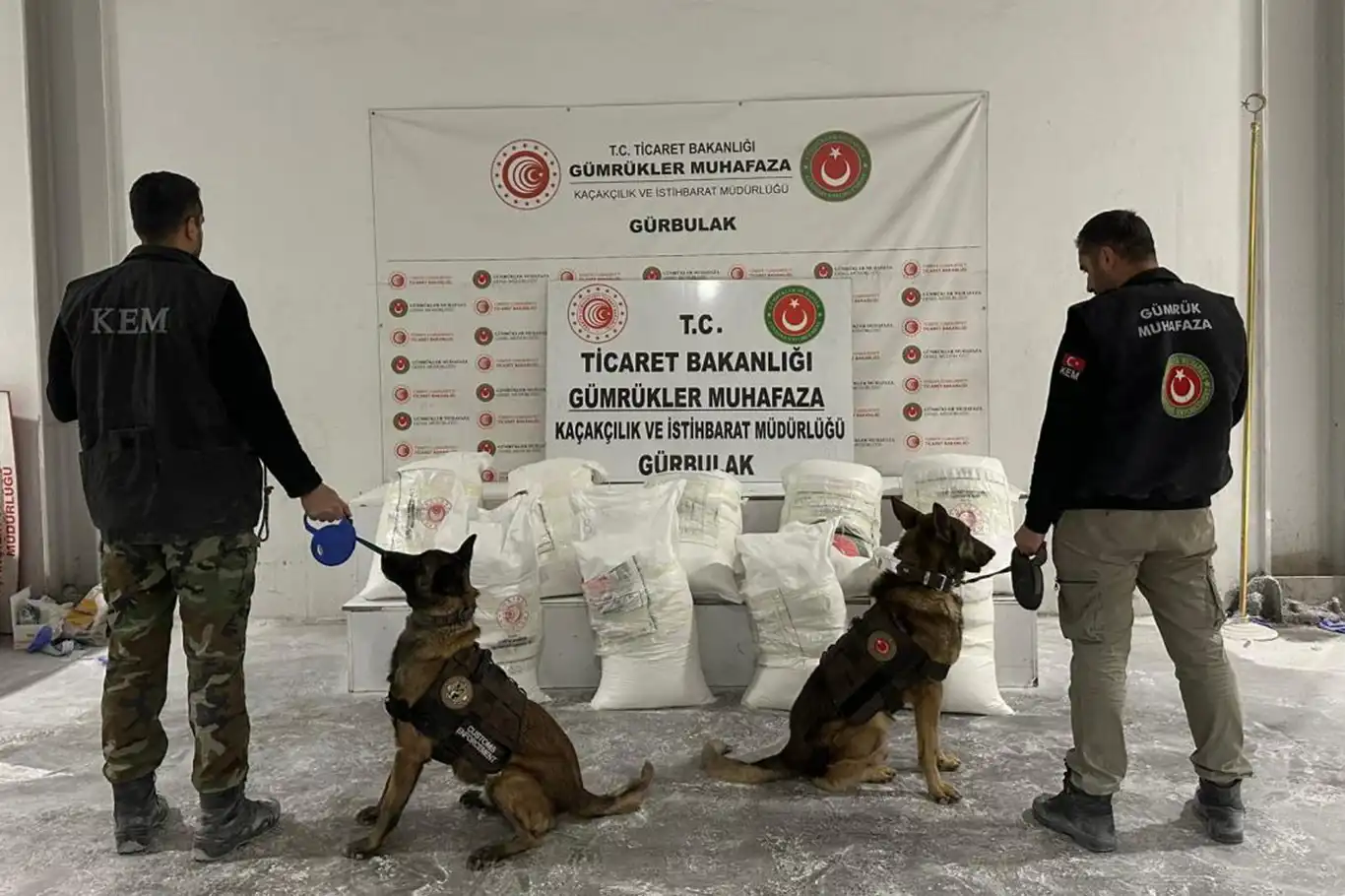 Turkish customs thwarts massive drug smuggling attempt