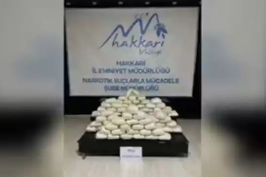 Hakkari'de 92 kilogram metamfetamin ele geçirildi 