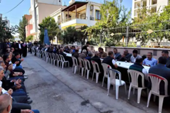 HÜDA PAR Mersin İl Başkanlığı'ndan taziye ziyareti