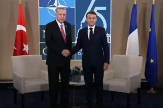 Cumhurbaşkanı Erdoğan, Fransa Cumhurbaşkanı Macron ile görüştü