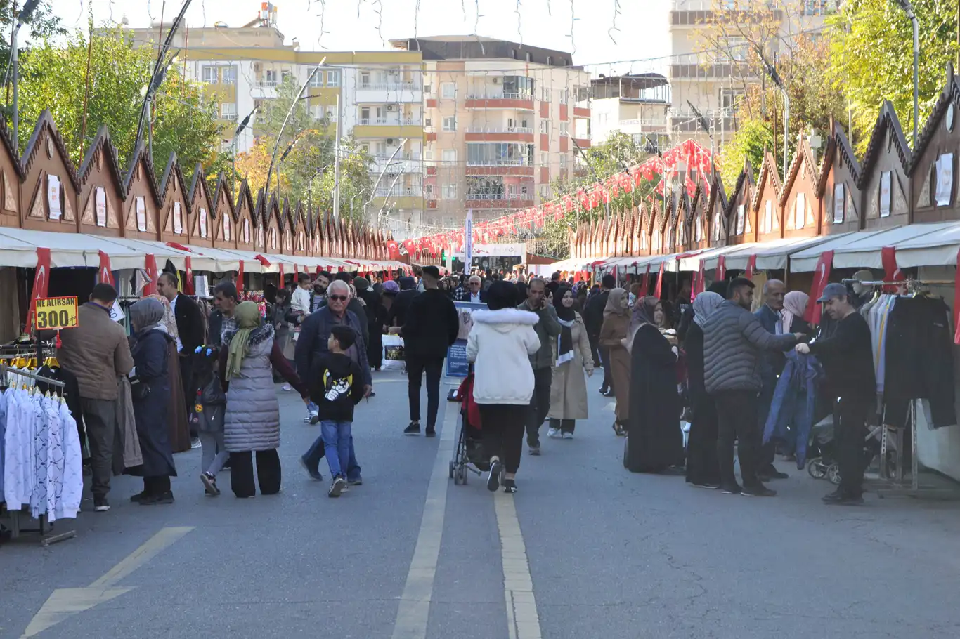 BESO Başkanı Çiftçi: Tekstil, Ayakkabı ve Züccaciye Fuarı'na ilgi yüksek