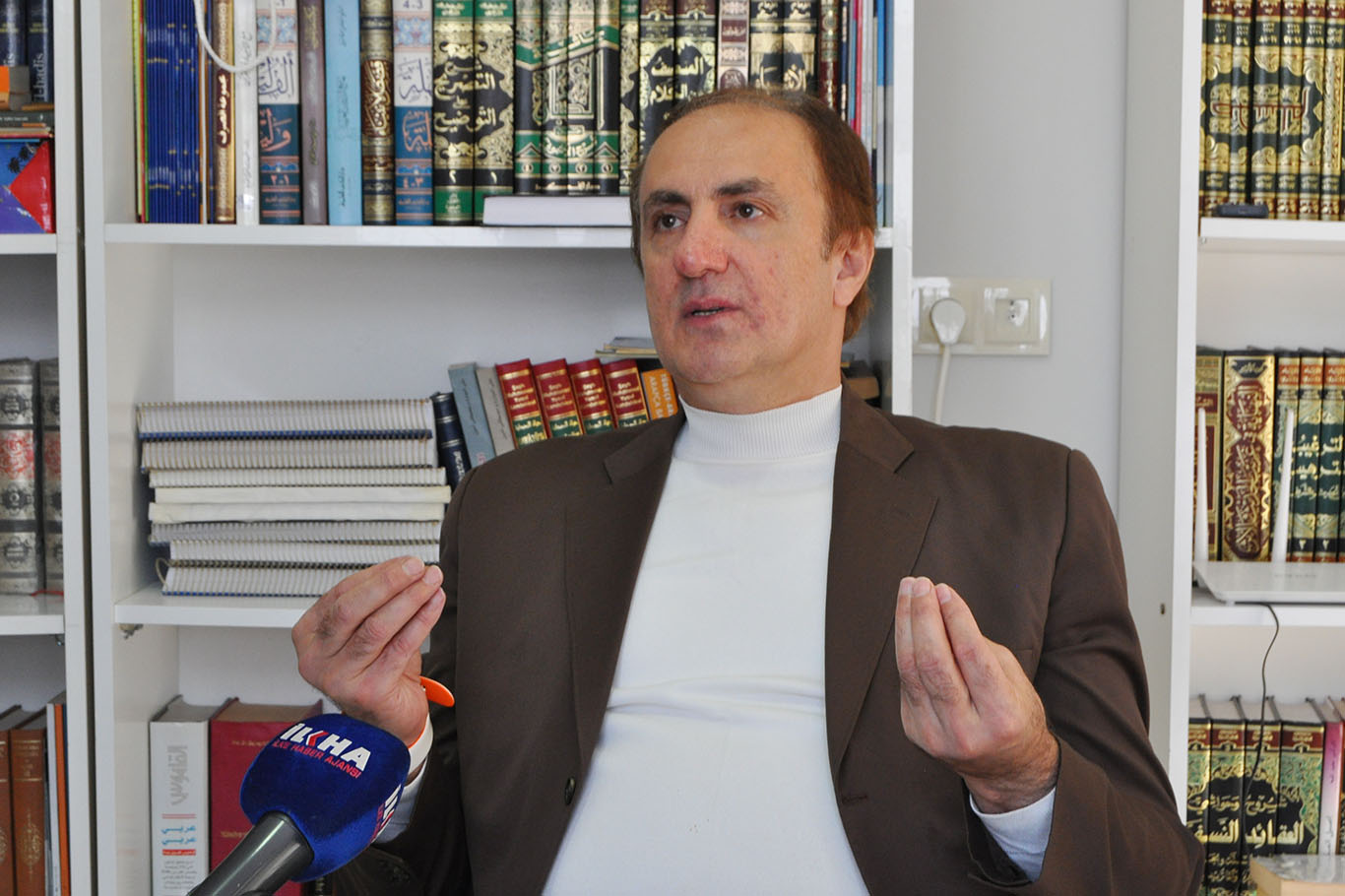 Hasip Özel