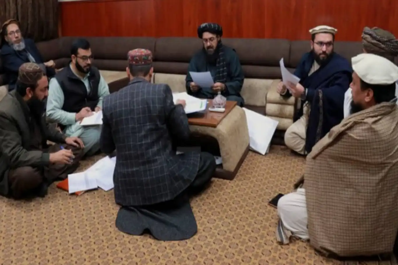 Afghanistan to build hospitals in 318 districts with over 6 billion AFN budget