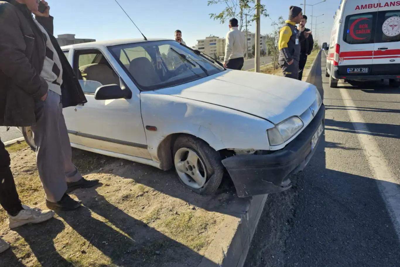 Mardin’de tır, otomobile çarptı: 1 yaralı 