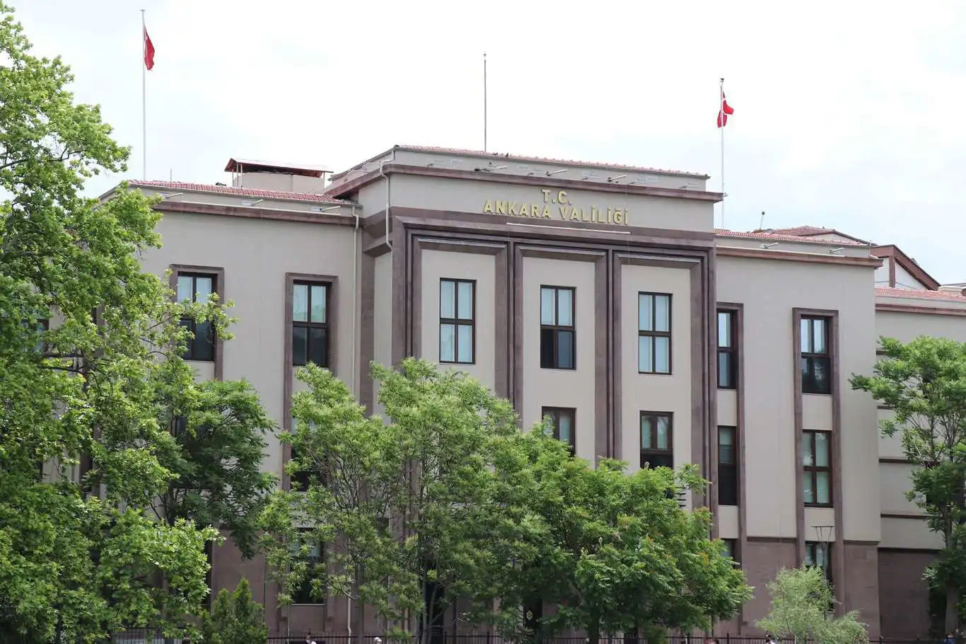 CHP'li Etimesgut Belediyesine bağlı merkezde "ezan okutulmadı" iddiası