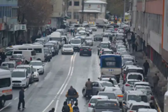 HÜDA PAR Batman İl Başkanı Şahin, kentte artan trafik sorununa dikkat çekti