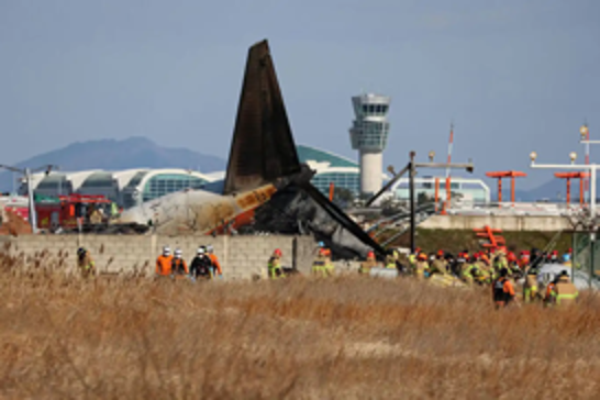 South Korea mourns: Dozens killed, scores missing in plane crash