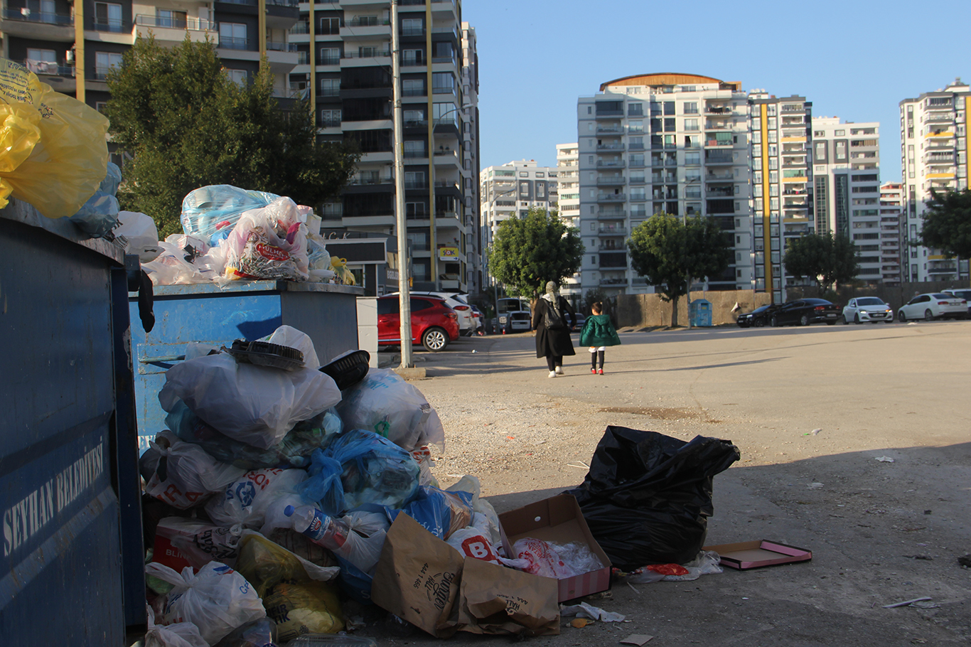 CHP'li Seyhan Belediyesi'ne "makam işgali" tepkisi