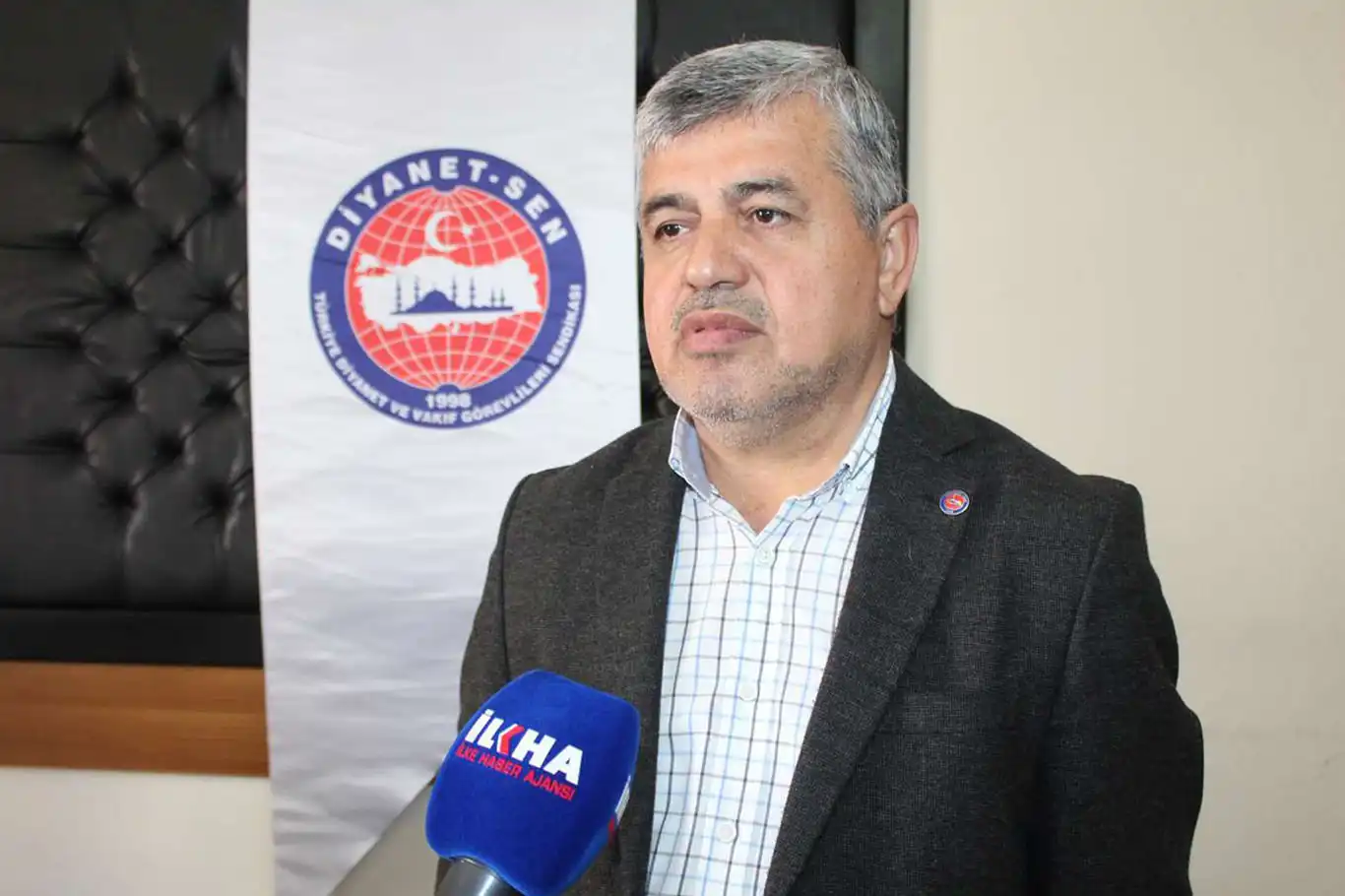 Diyanet-Sen Batman Şube Başkanı Cihan: İslam ticaret ahlakı, helal kazanç için çalışmayı zorunlu kılar Diyanet-Sen Batman Şube Başkanı Cihan: İslam ticaret ahlakı, helal kazanç için çalışmayı zorunlu kılar