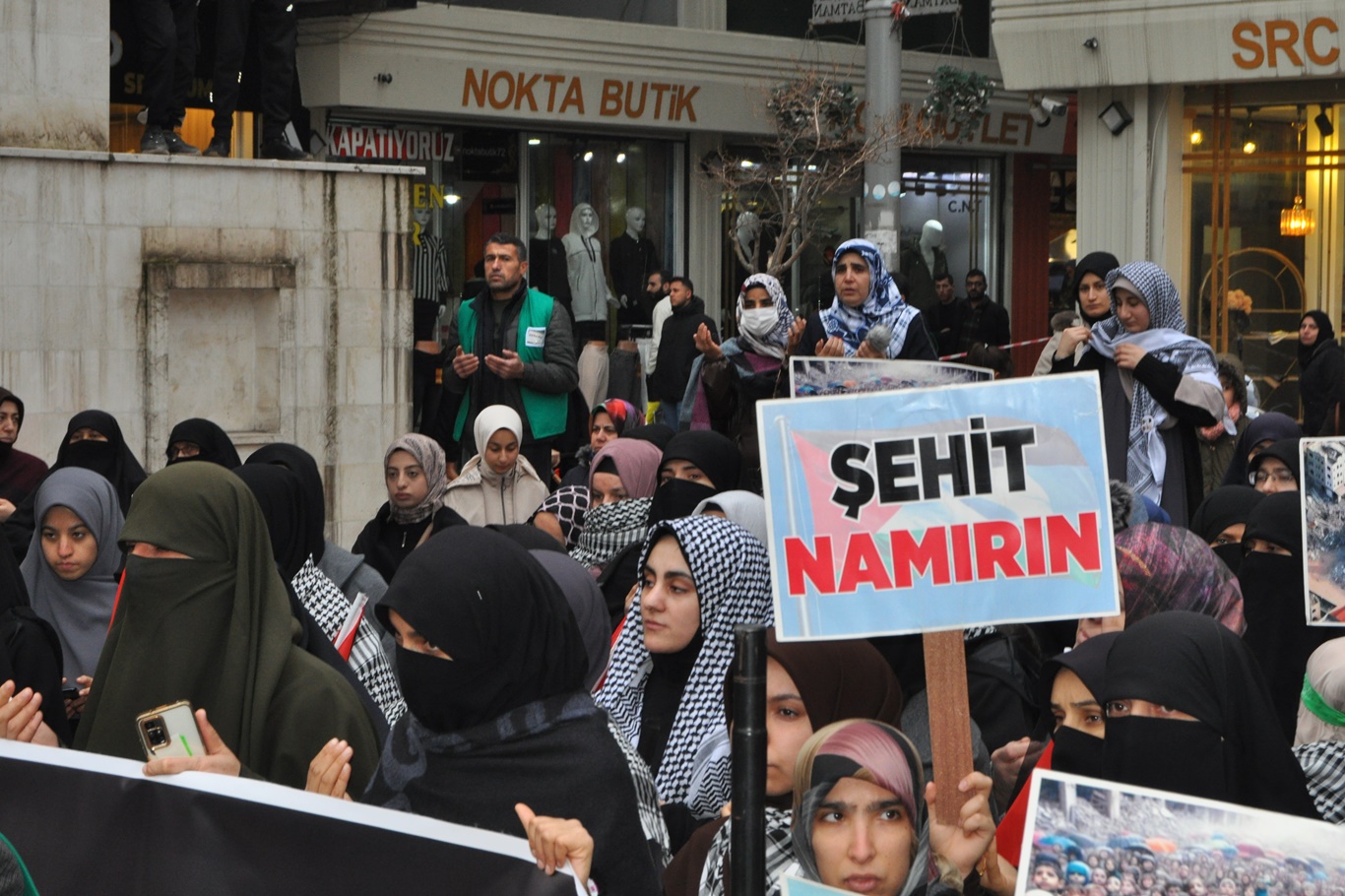 Batman'da "Gazze'ye nefes ol" temasıyla kitlesel basın açıklaması yapıldı