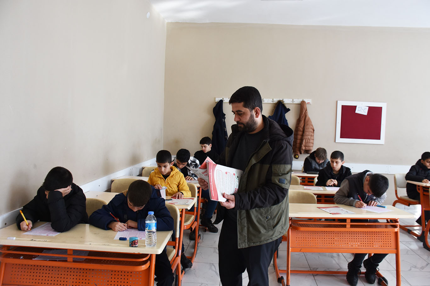 "O'nu Oku, O'nu Yaşa" temalı Siyer Yarışması Bitlis'te heyecanla gerçekleştirildi