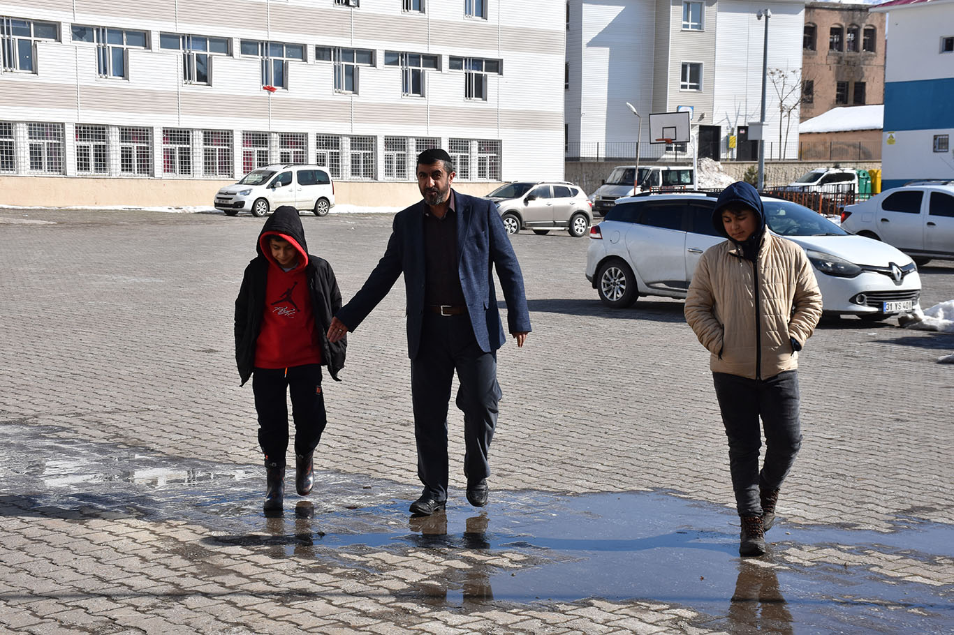 "O'nu Oku, O'nu Yaşa" temalı Siyer Yarışması Bitlis'te heyecanla gerçekleştirildi