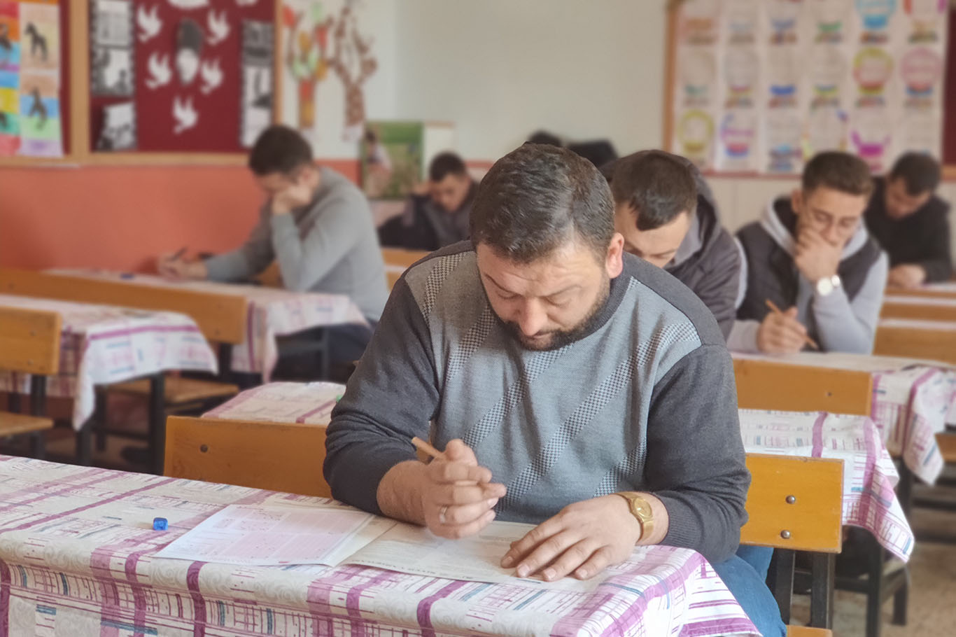 "O'nu Oku, O'nu Yaşa" temalı Siyer Yarışması Bitlis'te heyecanla gerçekleştirildi