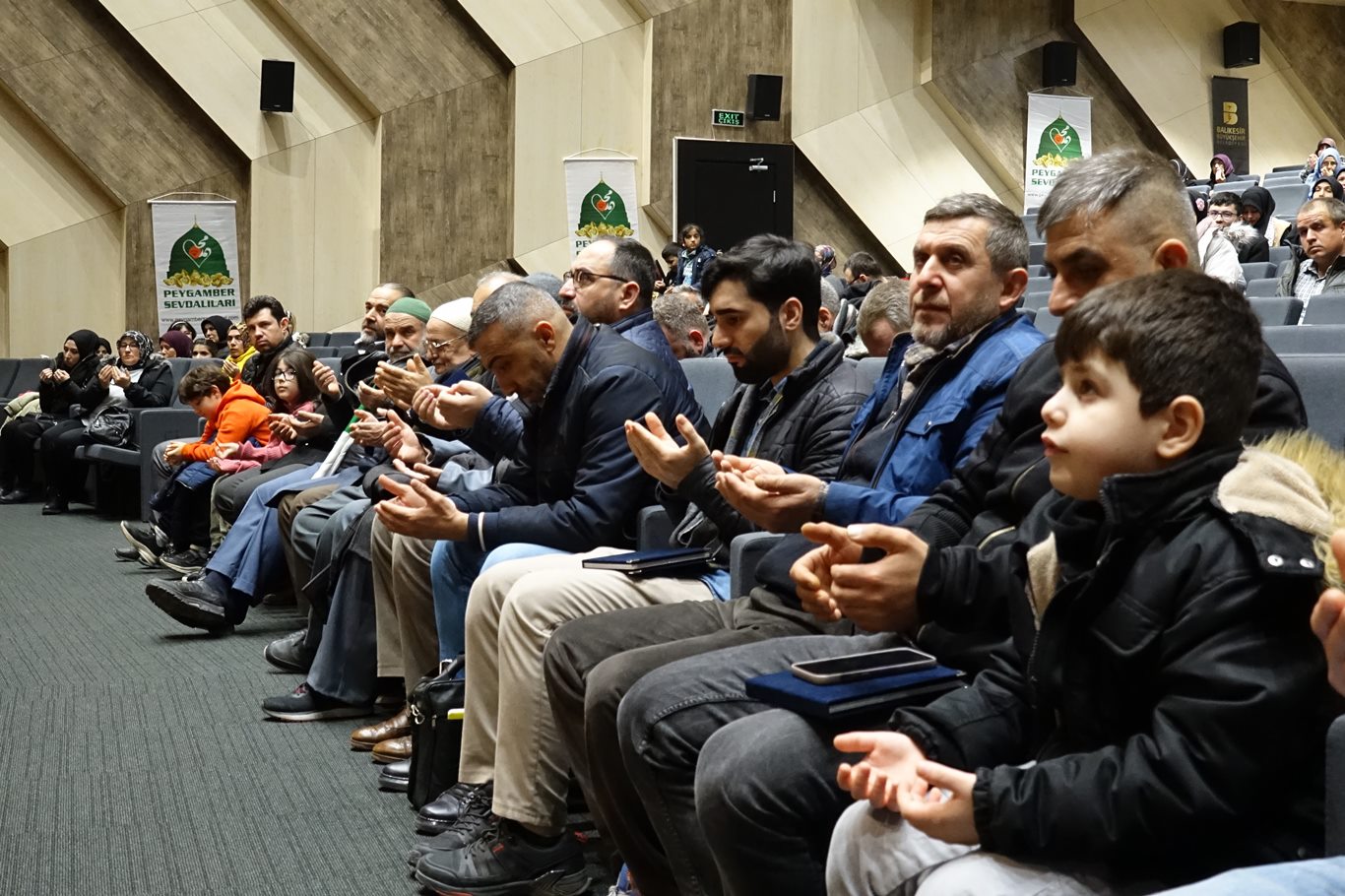 Göktaş: Bütün Peygamberlerin huzur bulması için Kudüs'ün bizim olması lazım