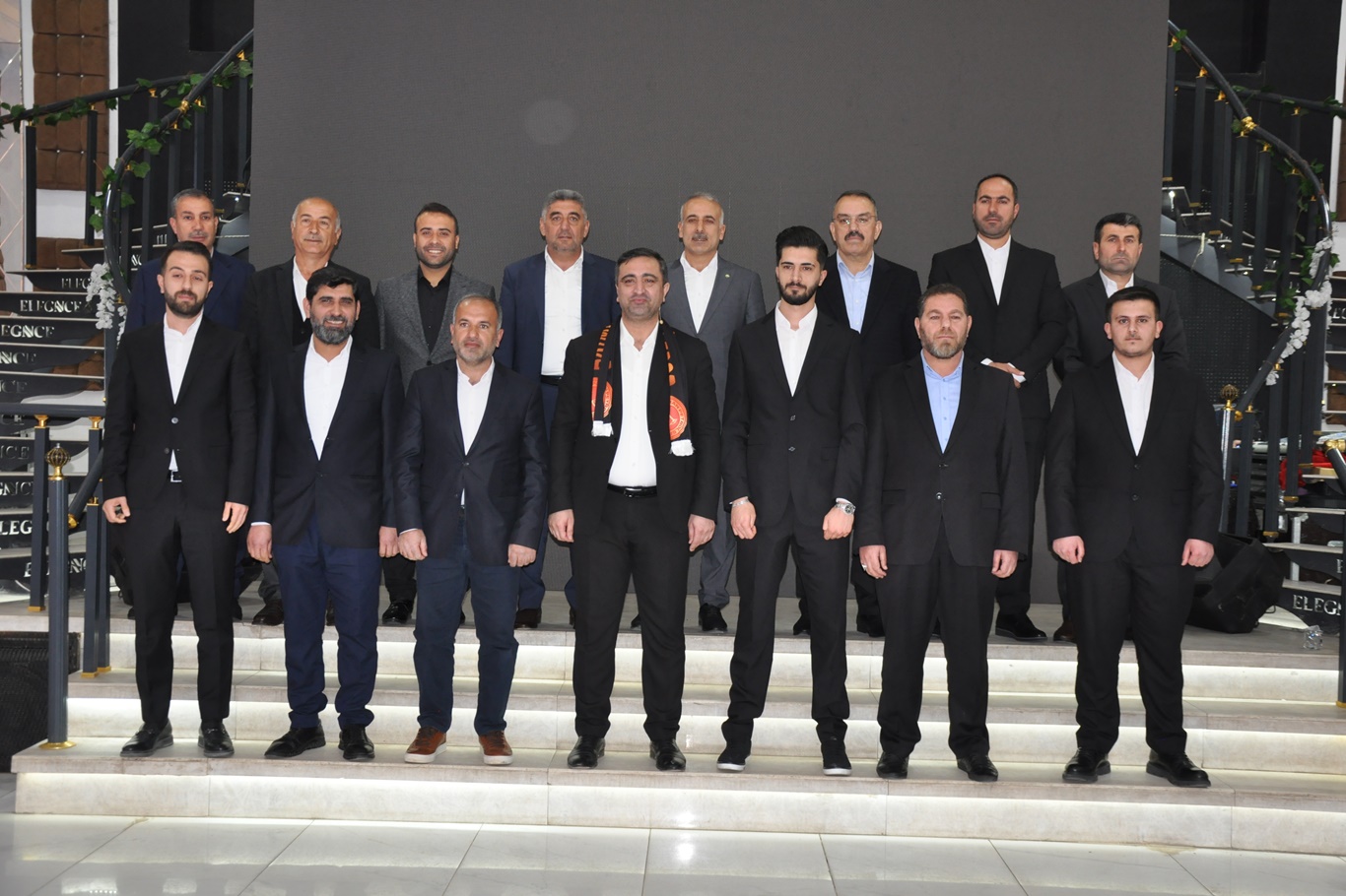 Batman Belediye Başkan adayı Ramanlı, projelerini ve meclis üyelerini açıkladı