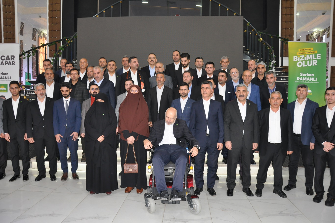 Batman Belediye Başkan adayı Ramanlı, projelerini ve meclis üyelerini açıkladı