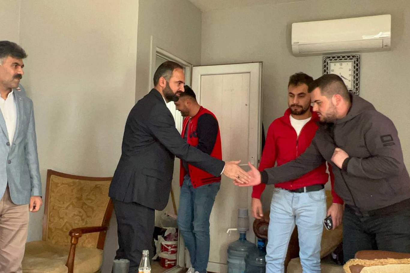 HÜDA PAR Kırıkkale Belediye Başkan adayı Yasin Dursun'dan esnaf ziyareti HÜDA PAR Kırıkkale Belediye Başkan adayı Yasin Dursun'dan esnaf ziyareti