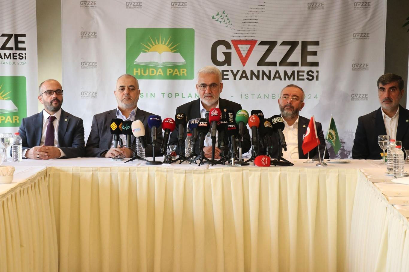 HÜDA PAR Genel Başkanı Yapıcıoğlu "Gazze Beyannamesi"ni kamuoyuyla paylaştı