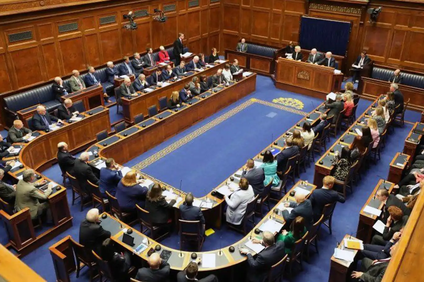 Kuzey İrlanda'da Michelle O'Neill başbakan olarak seçildi Kuzey İrlanda'da Michelle O'Neill başbakan olarak seçildi