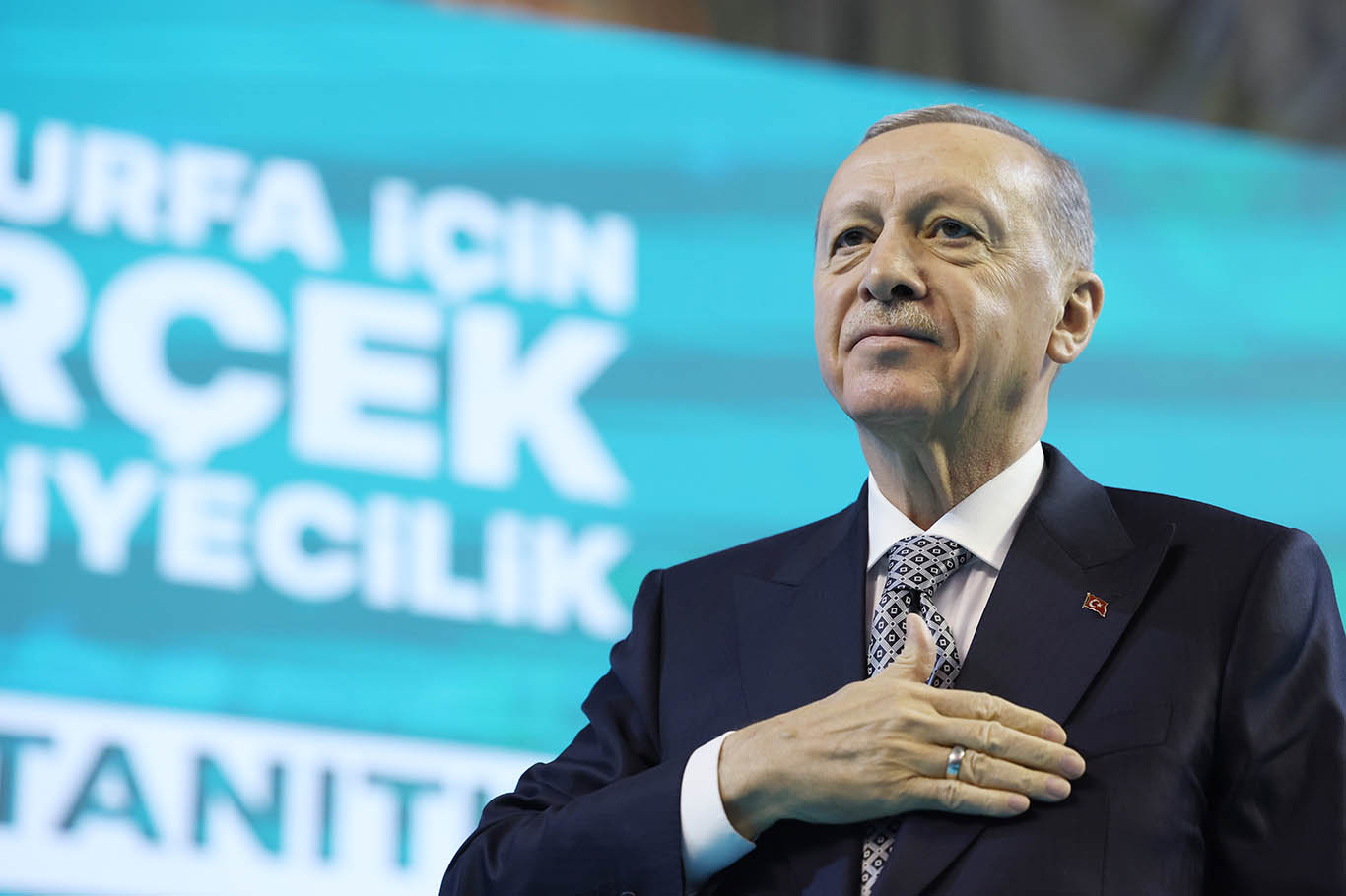 Cumhurbaşkanı Erdoğan, partisinin Şanlıurfa İlçe Belediye Başkan adaylarını tanıttı Cumhurbaşkanı Erdoğan, partisinin Şanlıurfa İlçe Belediye Başkan adaylarını tanıttı