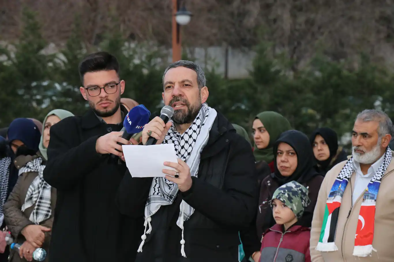 Ankaralılar "Sizinle İftar, Gazzeli Kardeşlerimizle İftihar Ediyoruz" programında buluştu
