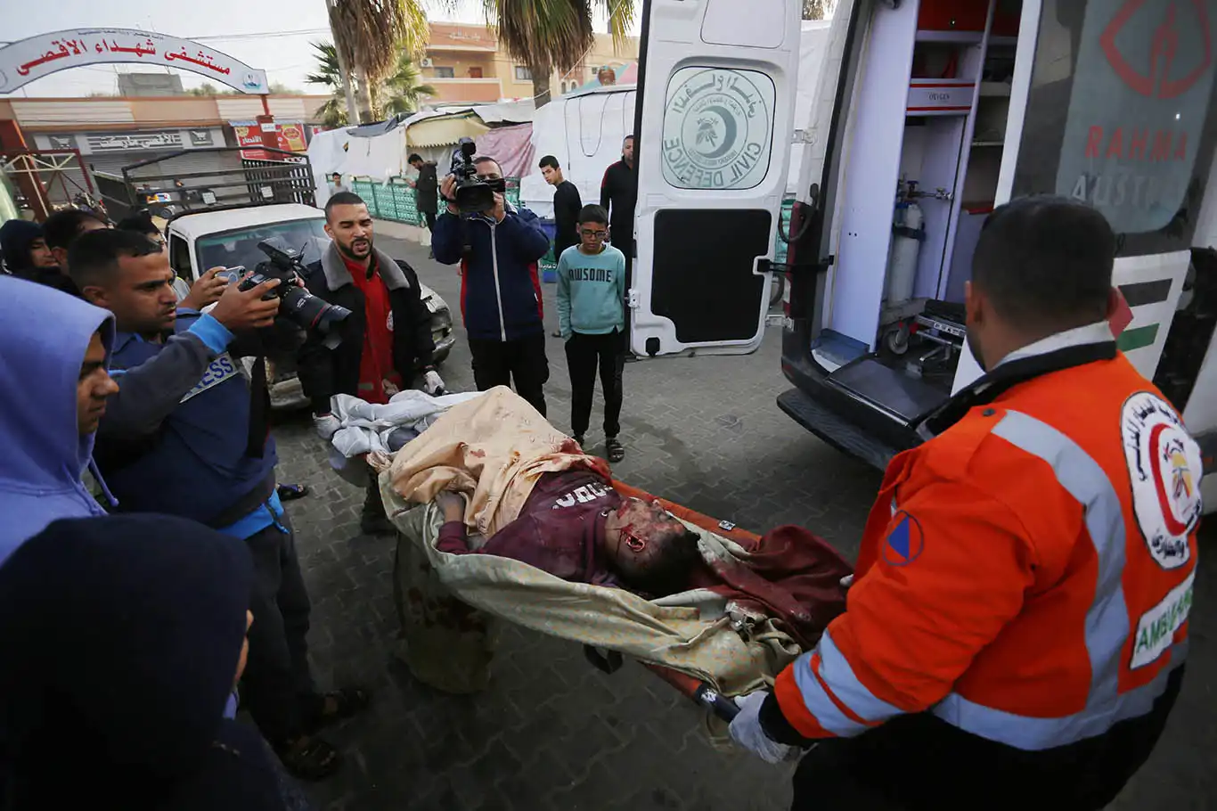 Siyonist keskin nişancılar, Gazze'de 9 sivili katletti