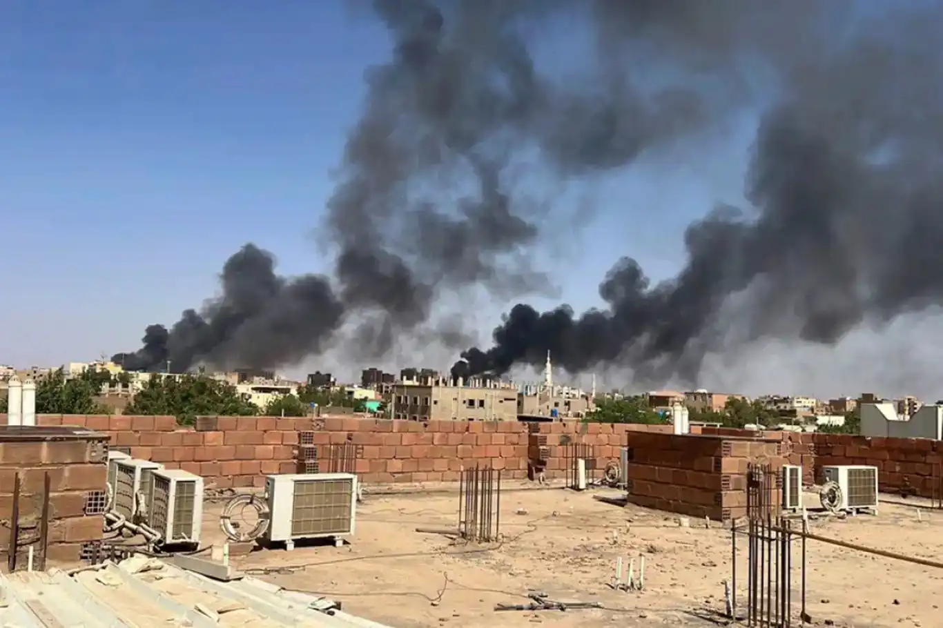 Sudan'da Hızlı Destek Kuvvetleri Manakil'e doğru ilerliyor Sudan'da Hızlı Destek Kuvvetleri Manakil'e doğru ilerliyor